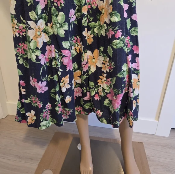 Old Navy Fit & Flare Linen-Blend Midi Dress Navy Blue Floral - Picture 5 of 8